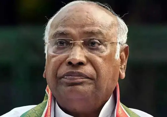रांची में ‘संविधान बचाओ रैली’ को संबोधित करेंगे मल्लिकार्जुन खरगे, भाजपा ने साधा तीखा निशाना